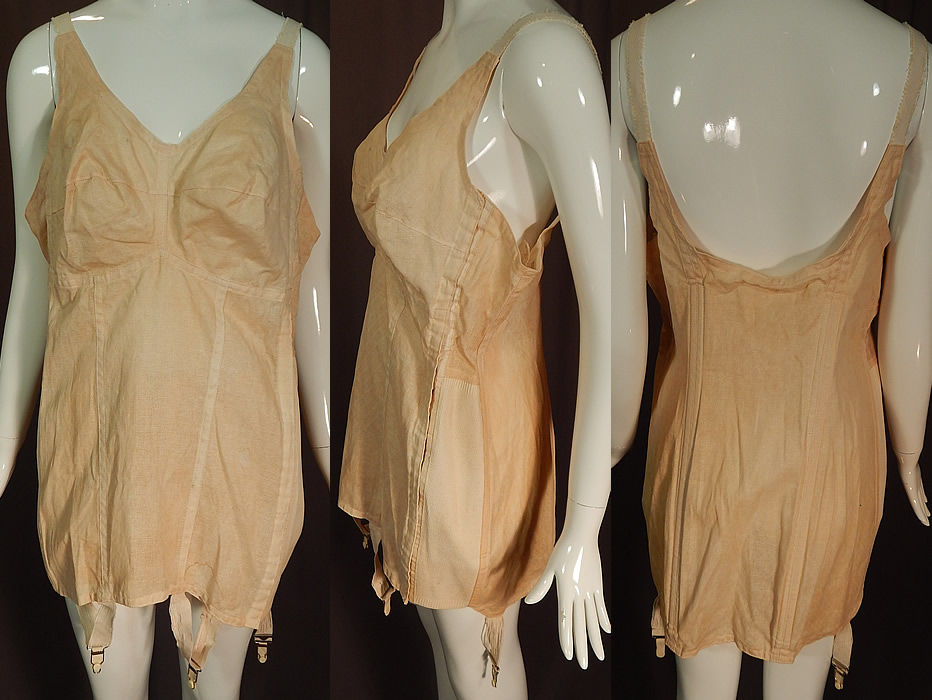 Unworn Vintage Roaman's Plus Size 40 Corselet Girdle Garters NWT
This unworn vintage Roaman's plus size 40 corselet girdle garters dates from the 1950s. It is made of a pale peachy flesh color cotton mesh weave woven fabric. 