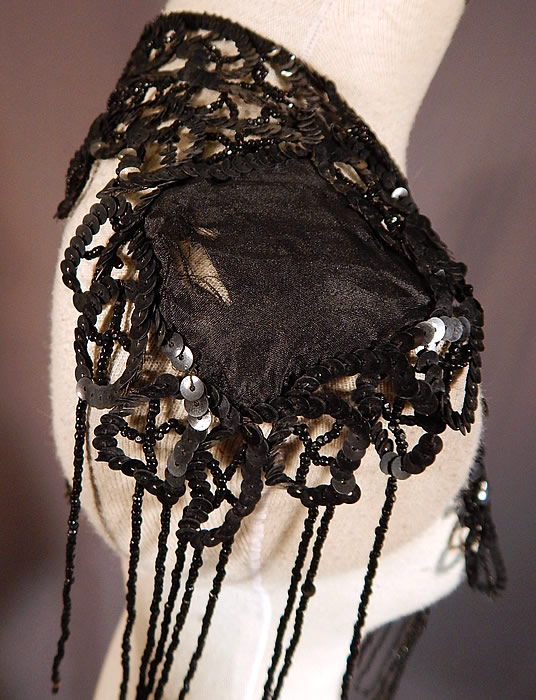 Victorian Black Silk Sequin Jet Beaded Fringe Shawl Collar Dress Trim
This is truly a wonderful piece of antique Victoriana beaded wearable art! 