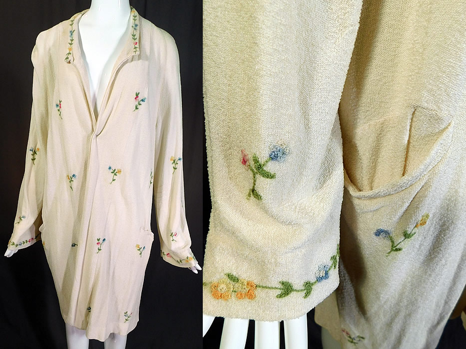 Vintage Slender Knit Sportswear NY Floral Embroidered Cardigan Sweater
It is made of a white silk jersey knitwear with colorful pastel embroidered floral vine leaf designs. 