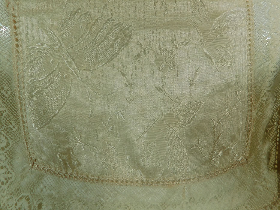 Vintage Cream Silk Damask Butterfly Rosette Lace Lingerie Negligee Chemise Slip Dress
The teddy measure 32 inches long, with a 36 inch bust, 36 inch waist and 42 inch hips.