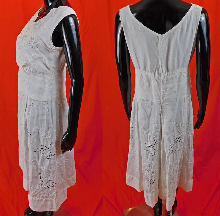 Vintage White Linen Embroidered Eyelet Drawn Cutwork Floral Butterfly Shift Dress
The dress measures 42 inches long, with a 36 inch bust, 30 inch waist and 48 inch hips. 