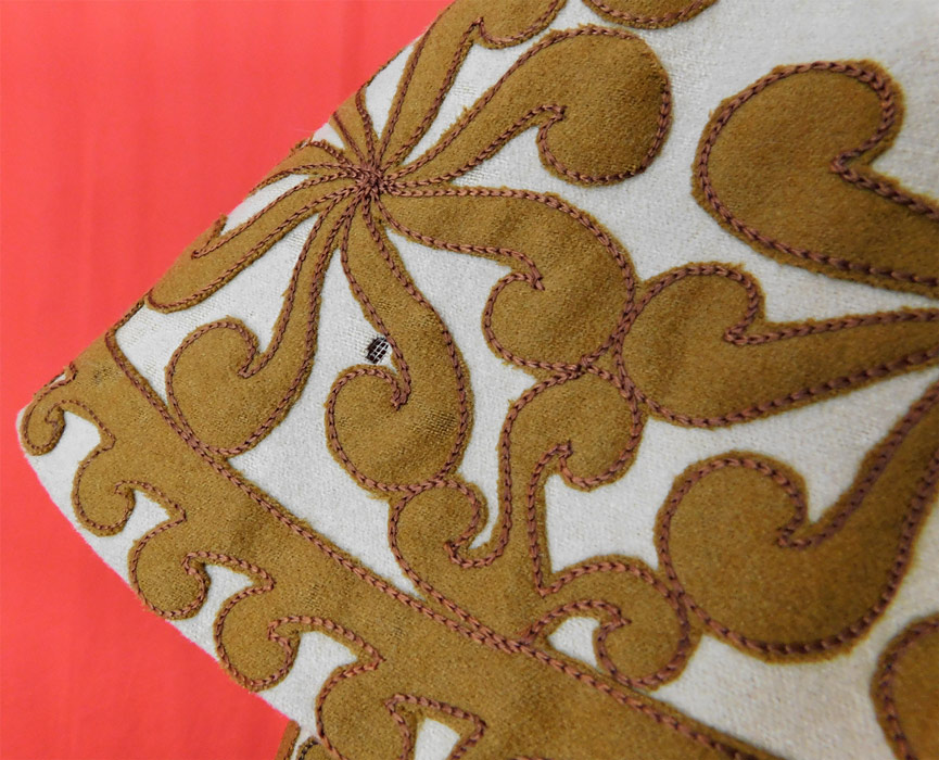 Victorian Brown Beige Wool Pinwheel Applique Silk Bow Trim Winter Cloak Cape
It is in good condition, with only a couple of tiny moth nip holes and the inside silk lining has frayed splits shattering along the bottom (see close-ups). This is truly a rare and wonderful piece of antique Victoriana wearable art.