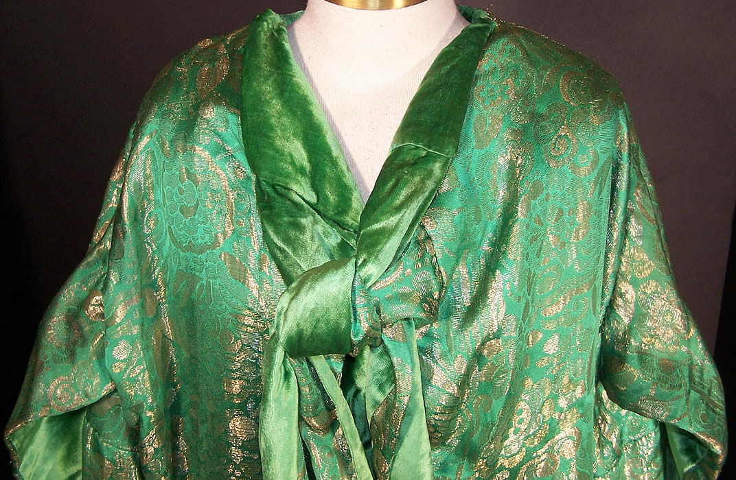 Art Deco Emerald Green Silk Velvet Gold Lam&eacute; Shawl Coat Back View.