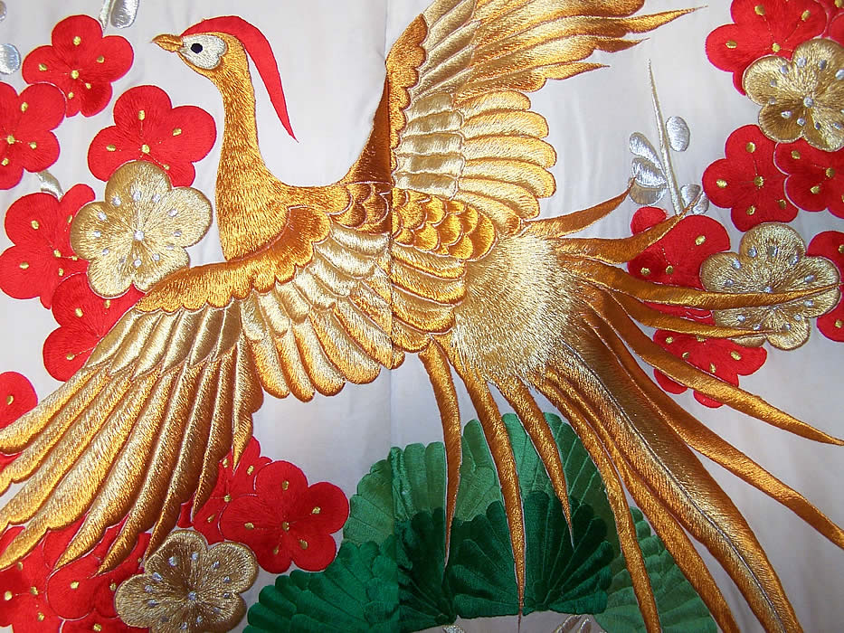 Japanese Gold Phoenix Embroidered Uchikake Wedding Kimono 