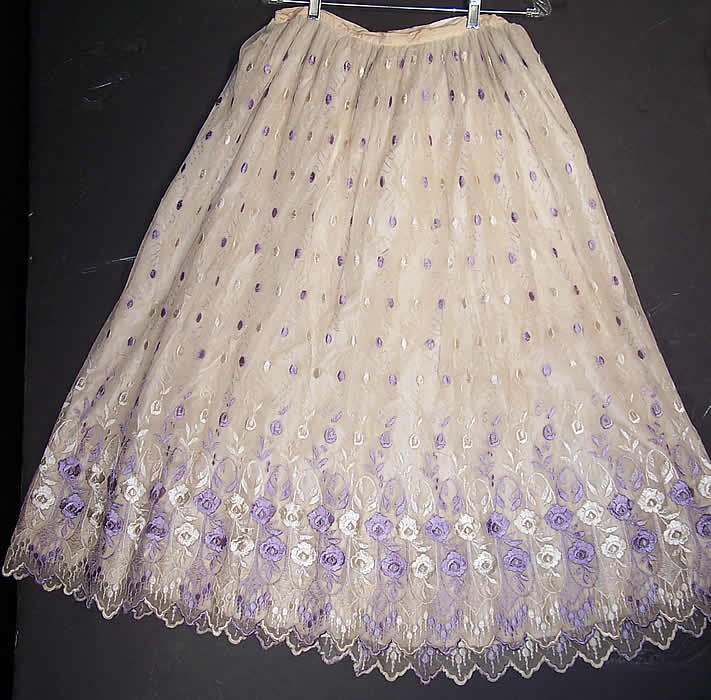 Edwardian Suffragette Purple & White Embroidered Floral Polka Dot Net Lace Dress Blouse Skirt Close up.