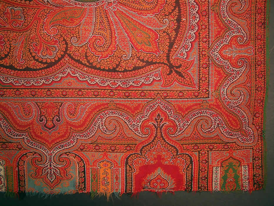 Victorian Antique Large Banquet Size Jacquard Hand Loom Wool Paisley Shawl Close up.