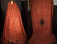 Large Jacquard Hand Loom Wool Paisley Shawl