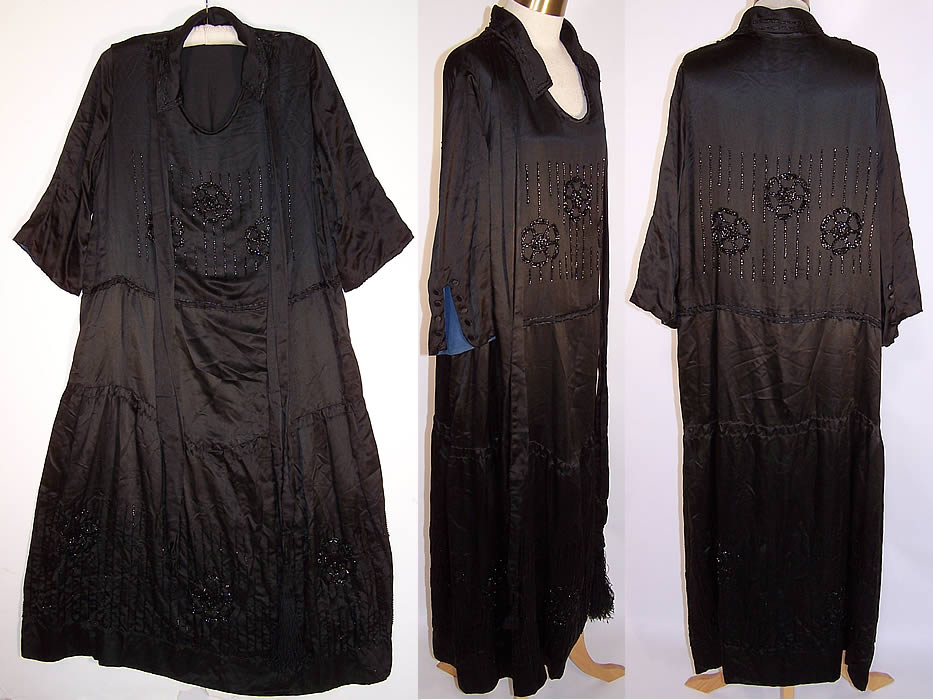 Vintage Art Deco Black Silk Floral Wheel Design Beaded Flapper Dress 