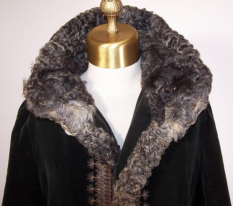 Vintage Art Deco Gold Metallic Embroidered Green Velvet Curly Lamb Fur Winter Coat close up