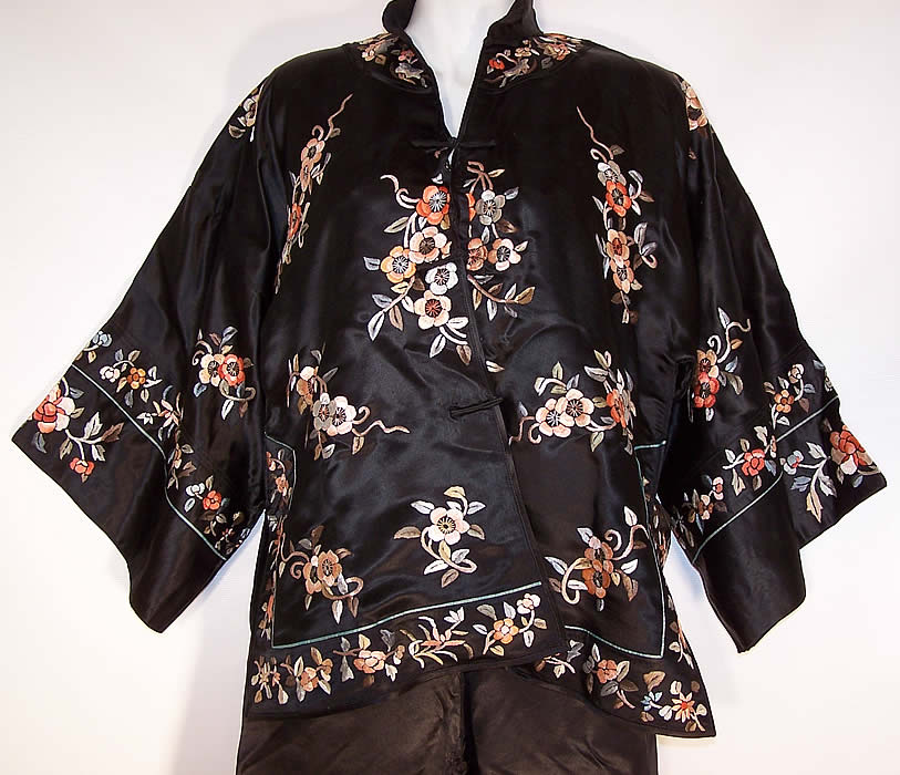 Vintage Chinese Silk Embroidered Floral Cherry Blossom Pajama Lounge Set Top picture