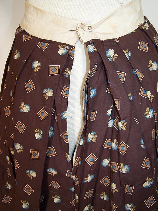 Victorian Blue Cornflower Brown Cotton Calico Print Quilted Winter Petticoat Skirt