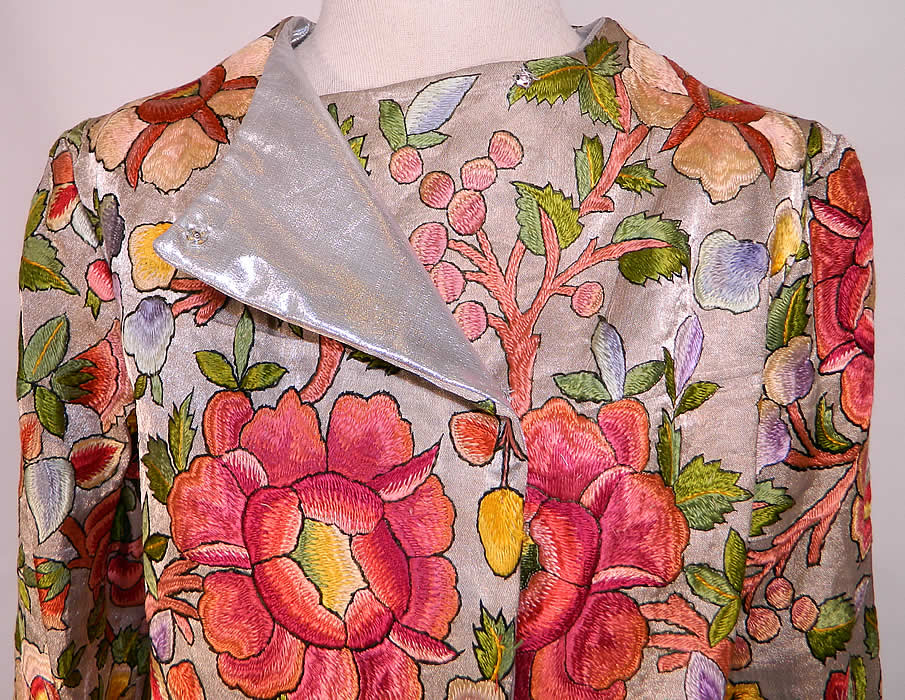 Vintage Silver Metallic Lam&eacute; Silk Embroidered Floral Leaf Coat Jacket. 