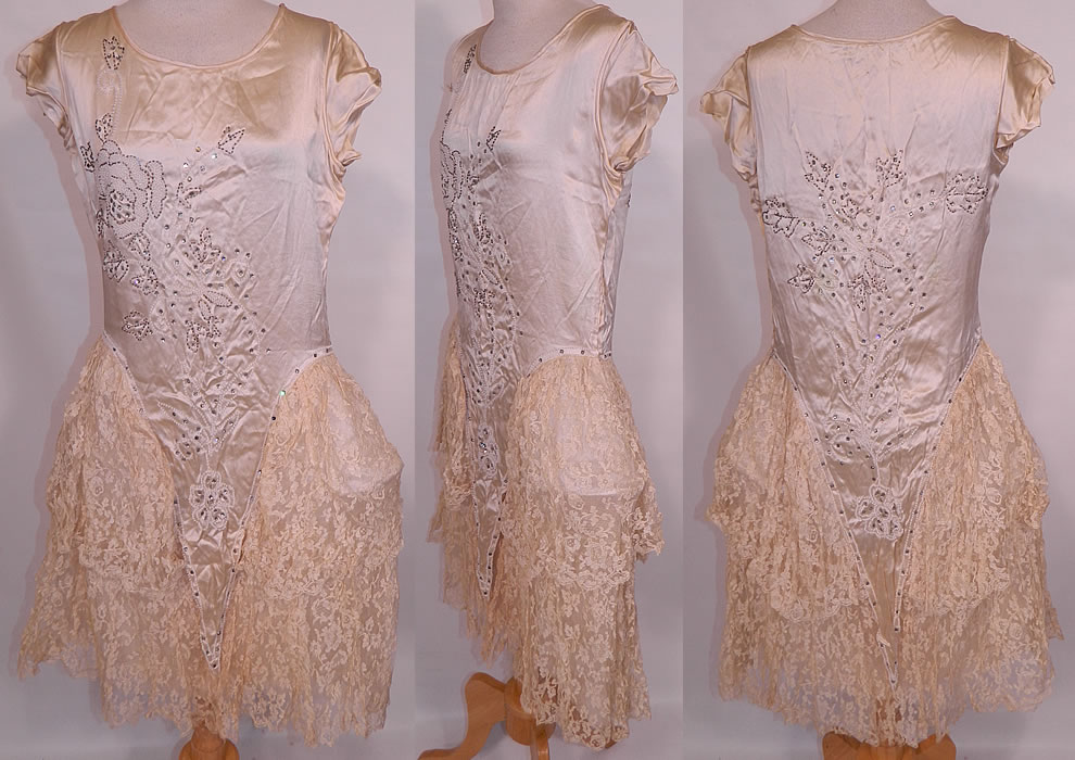 Vintage Robe de Style Cream Silk Rhinestone Beaded Lace Pannier Hoop Wedding Dress. This antique robe de style cream silk rhinestone beaded lace pannier hoop wedding dress dates from the 1920s. 
