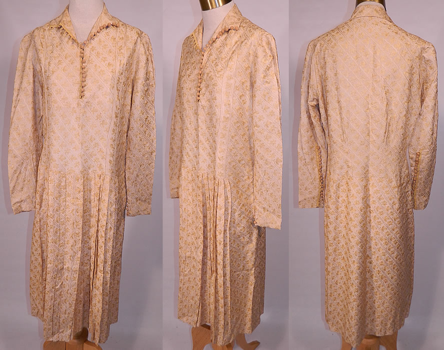 Vintage  Cream Silk Chain Stitch Embroidered Ethnic India Boho Dress. This vintage cream silk chain stitch embroidered ethnic India boho dress dates from the 1940s. It is made of a cream color silk fabric with creamy yellow chain stitch embroidery work done in an ethnic Indian floral leaf design.