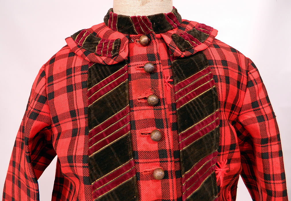 Victorian Childs Black & Red Tartan Plaid Wool Embroidered Patchwork 2 Piece Dress
This charming child's 2 piece outfit was probably for a boy and has a slip style dress with brown polished cotton sleeveless top, plaid fabric pleated skirt and button back closure.