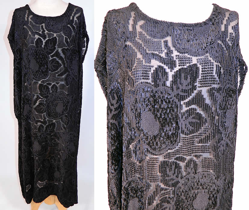 Vintage Art Deco Black Floral Burnout Voided Velvet Silk Drop Waist Flapper Dress
This vintage Art Deco black floral burnout voided velvet silk drop waist flapper dress dates from the 1920s. It is made of a sheer black silk chiffon voided cut velvet burnout fabric, with an abstract Art Deco floral leaf striped design pattern and raised embroidered accents.