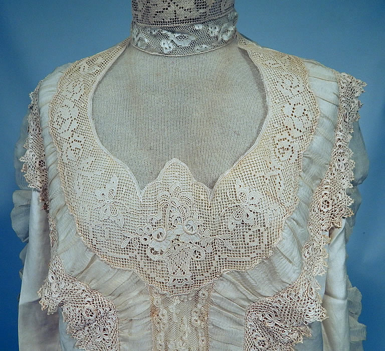 Vintage Victorian Style Ecru Cream Cotton Irish Crochet Filet Lace Applique Trim Blouse
The blouse has a Victorian era style created from antique vintage laces.