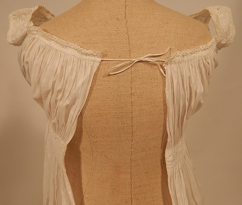 Victorian Antique Ayrshire Whitework Cotton Batiste Christening Gown Infant Dress
It is in good as-is condition, with only a tiny pin hole on the front top, sleeve and a frayed open back skirt with no closure. 
