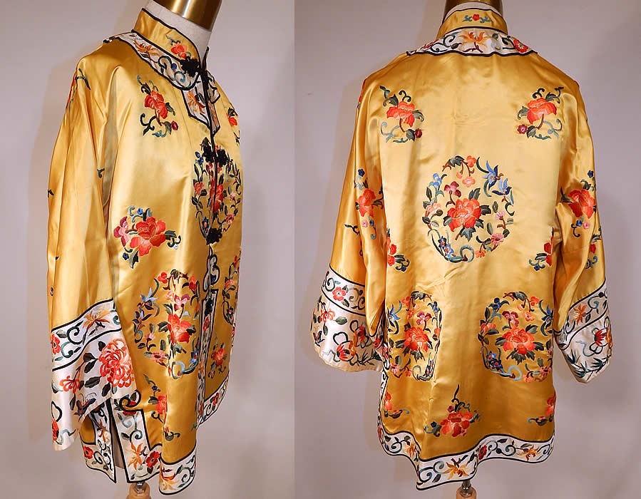 Vintage Bai hua Chinese Yellow Silk Rayon Embroidered Peony Flower Robe Coat
It is made of a bright golden yellow color silk rayon blend fabric, with colorful embroidery work, done in a variety of flowers and peony roundel medallions.
