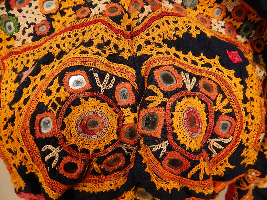 Vintage Antique Indian Gujarati Kutch Work Embroidered Mirror Choli Boho Blouse Top
There are small mirrors embroidered into the decorative designs.