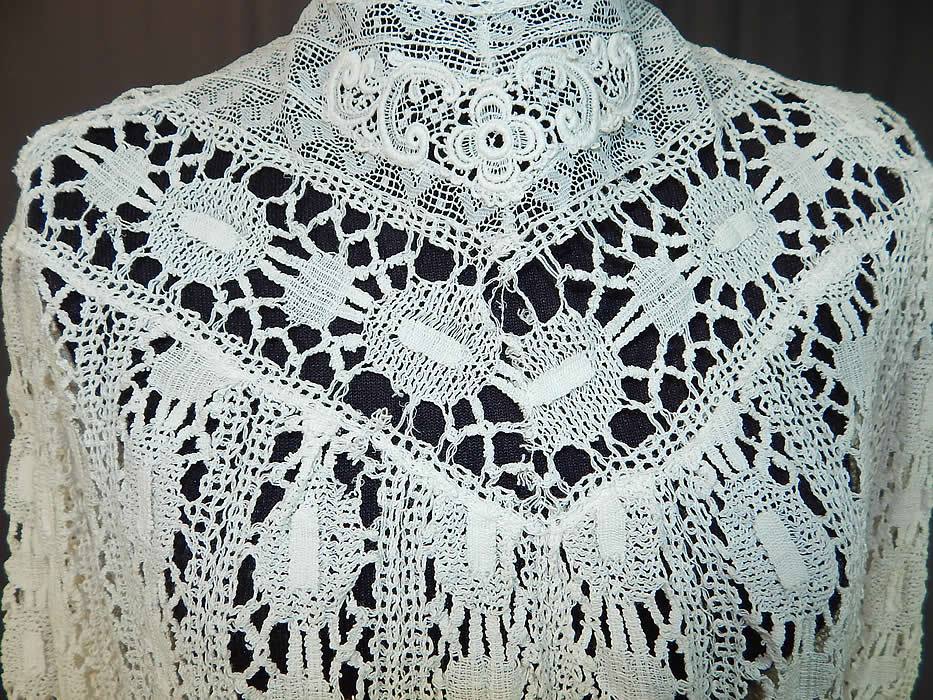 Edwardian Antique White Torchon Cluny Bobbin Lace Applique Blouse Shirt Top
This beautiful blouse has a high neck lace collar, long full sleeves with tapered fitted cuffs, hook closures down the back and is sheer, unlined. 