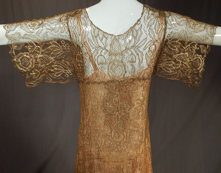 Vintage Gold Metallic Lam&eacute; Lame Lace Short Kimono Sleeve Dress & Pink Silk Slip
This is truly a rare and exceptional piece of wearable textile lace art!