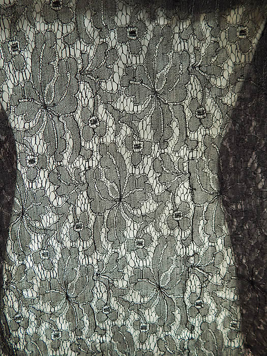 Vintage Sheer Black Silk Chiffon & Lace Drop Waist Kimono Sleeve Flapper Dress
The dress measures 50 inches long, with 40 inch hips, a 32 inch waist and 38 inch bust. It is in excellent condition. 