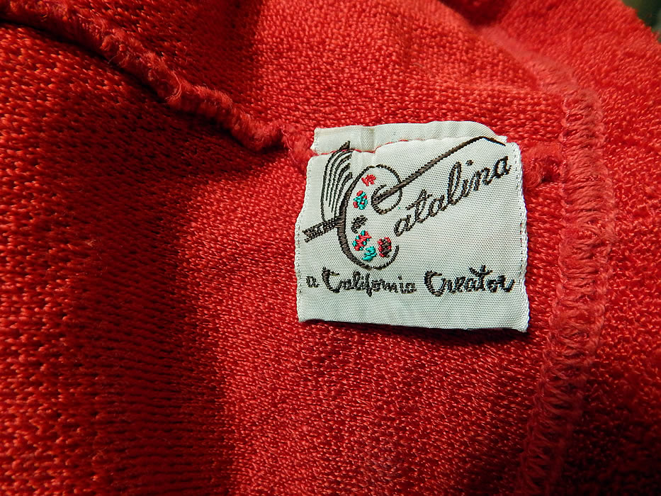 Vintage Catalina Red Rayon Knit Two Piece Pinup Bikini Bathing Suit Swimsuit
There is a "Catalina a California Creator" label and size 36 tag sewn inside. 