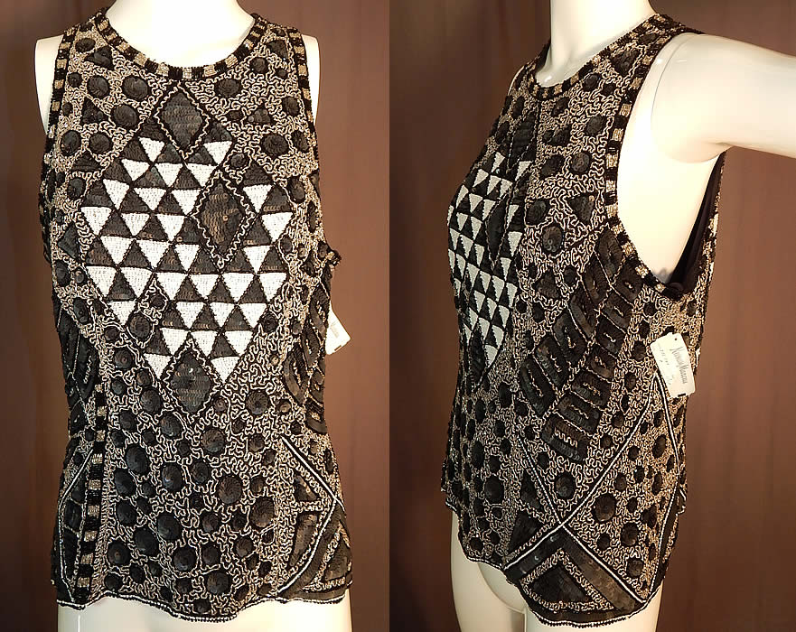 Vintage Naeem Khan Riazee Art Deco Flapper Style Beaded Blouse Sleeveless Top NWT
This vintage Naeem Khan Riazee Art Deco 1920s flapper style beaded blouse sleeveless top dates from the 1980s.