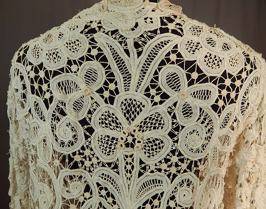 Edwardian Antique Cream Battenburg Tape Lace Long Coat Jacket
It is in good condition, with only a faint small age spot stain on the back and a few small breaks in the lace (see close-up). This is truly an exceptional, quality made piece of wearable antique lace art!