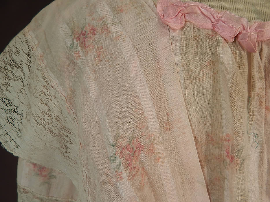 Edwardian Titanic Pink Pastel Moire Pattern Print Striped Batiste Lace Dress
The dress measures 51 inches long, with 36 inch hips, a 24 inch waist and 36 inch bust. It is in excellent condition. This is truly a wonderful piece of wearable textile art!