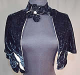 Vintage Black Silk Velvet Flower Trim Short Cropped Cape Evening Shawl Capelet
