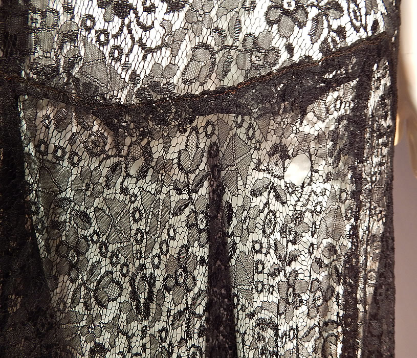 Vintage Art Deco Black Lace Net Floral Pattern Beaded Drop Waist Flapper Dress
It is in good as-is condition, with a few frayed open side seams and a small hole on the back skirt (see close-up). This is truly a wonderful piece of wearable lace textile art!