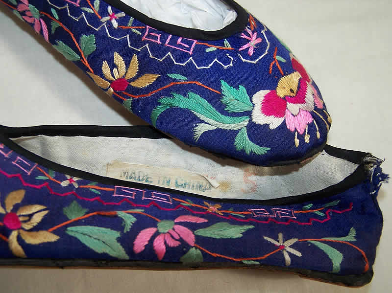 Chinese Silk Embroidered Slipper Shoes   