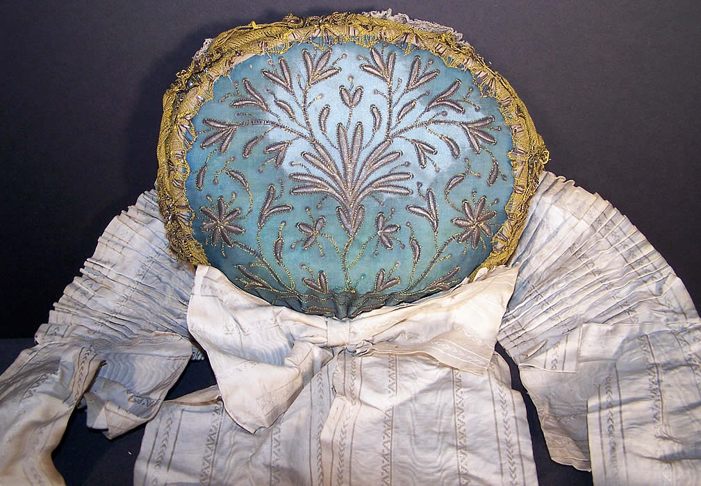 Bavarian Folk Costume Riegelhaube Alsatian Bow Bonnet  Back View.