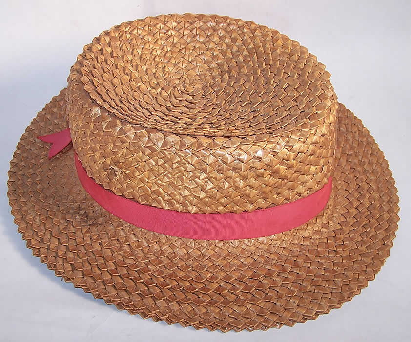 Vintage William J. Ladies Natural Straw Boater Shaker Hat  Close up.