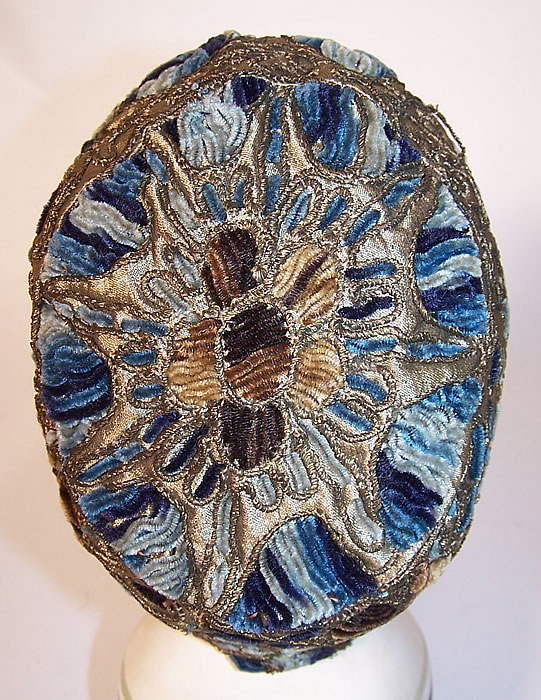 Vintage Art Deco Blue Chenille Gold Lam&eacute; Embroidered Flapper Cloche Hat