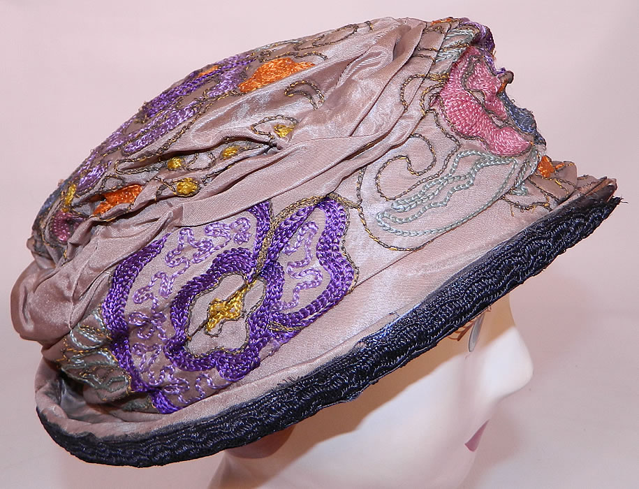 Vintage Art Deco Taupe Silk Colorful Crewel Chain Stitch Flapper Cloche Hat. 