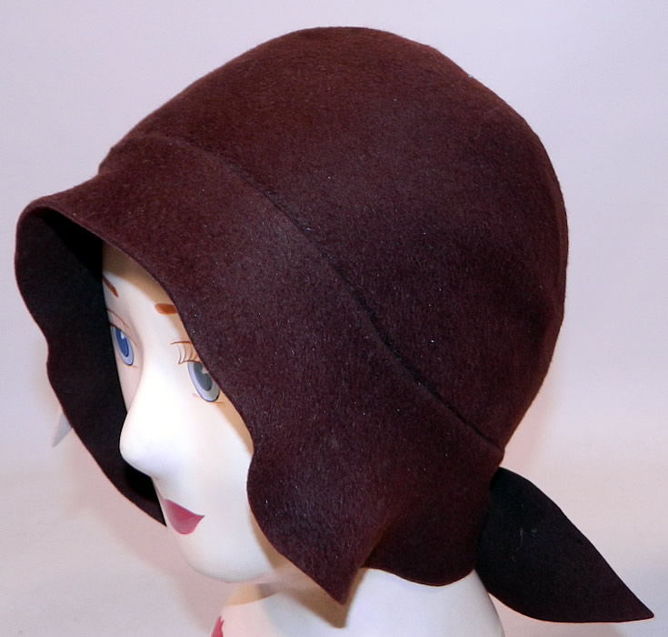 Vintage I Magnin & Co Brown Wool Felt Fall Maple Leaf Flapper Cloche Hat. This fabulous fall flapper cloche style hat is form fitting, with an uneven asymmetrical slight brim, bow trim back.