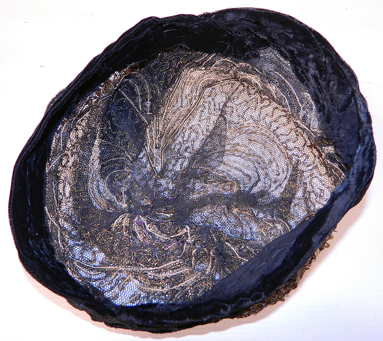 Vintage Art Deco Gold Lame Lam&eacute; Lace Net Sequin Black Velvet Flapper Cloche Hat. This is truly a wonderful piece of wearable Art Deco millinery art! 