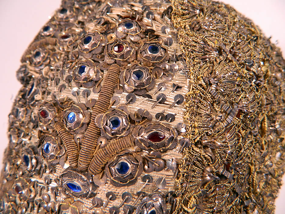 19th Century Antique Silver & Gold Bullion Jeweled German Folk Bonnet Cap
This traditional regional ethnic European German folk costume skull cap bonnet would have been worn by the women of Munich, the Bavarian region in Germany from 1755 through about 1850. 