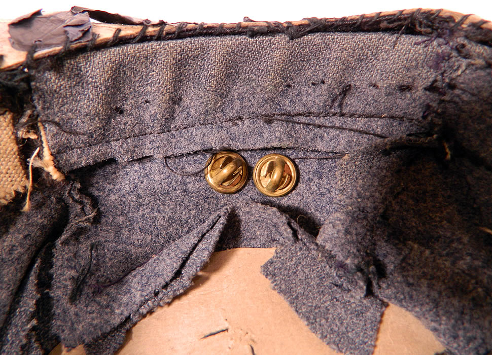 Vintage Repro Childs Civil War CSA Confederate Infantry Pin Gray Wool Kepi Cap Hat
This is truly a wonderful piece of reproduction reenactment Civil War wearable art!