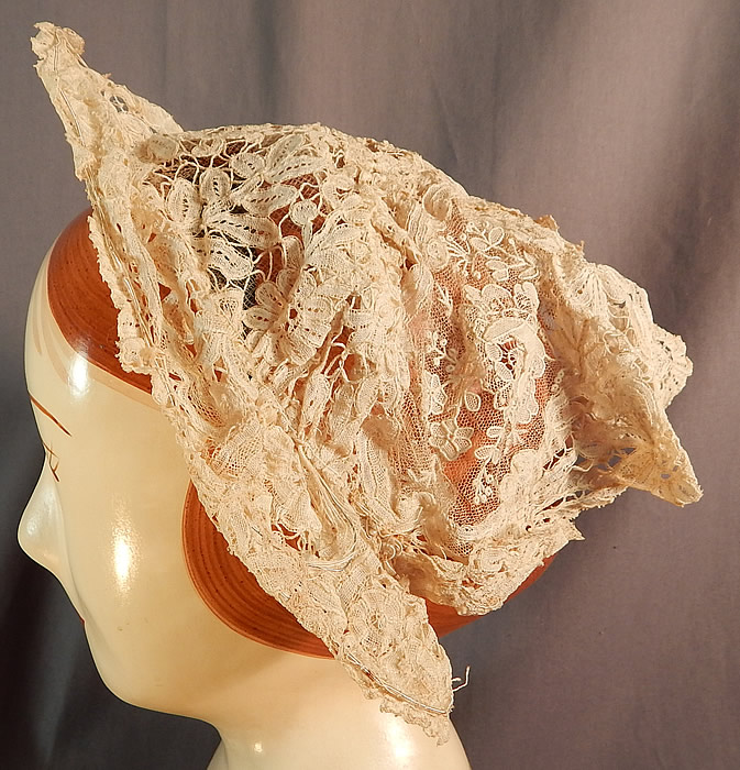 Antique Hand Made Brussels Point de Gaze Duchesse Bobbin Lace Bridal Wedding Hat
This antique hand made Belgian Brussels Point de Gaze Duchesse bobbin lace bridal wedding hat dates from the 1900s.