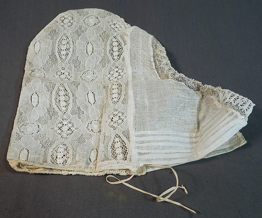 Vintage Antique Womens White Lace Dutch Folk Costume Bonnet Cap Hat
It is in good condition, with only some faint slight soiling along the bottom edging. This is a truly a wonderful piece of Dutch textile folk art! 