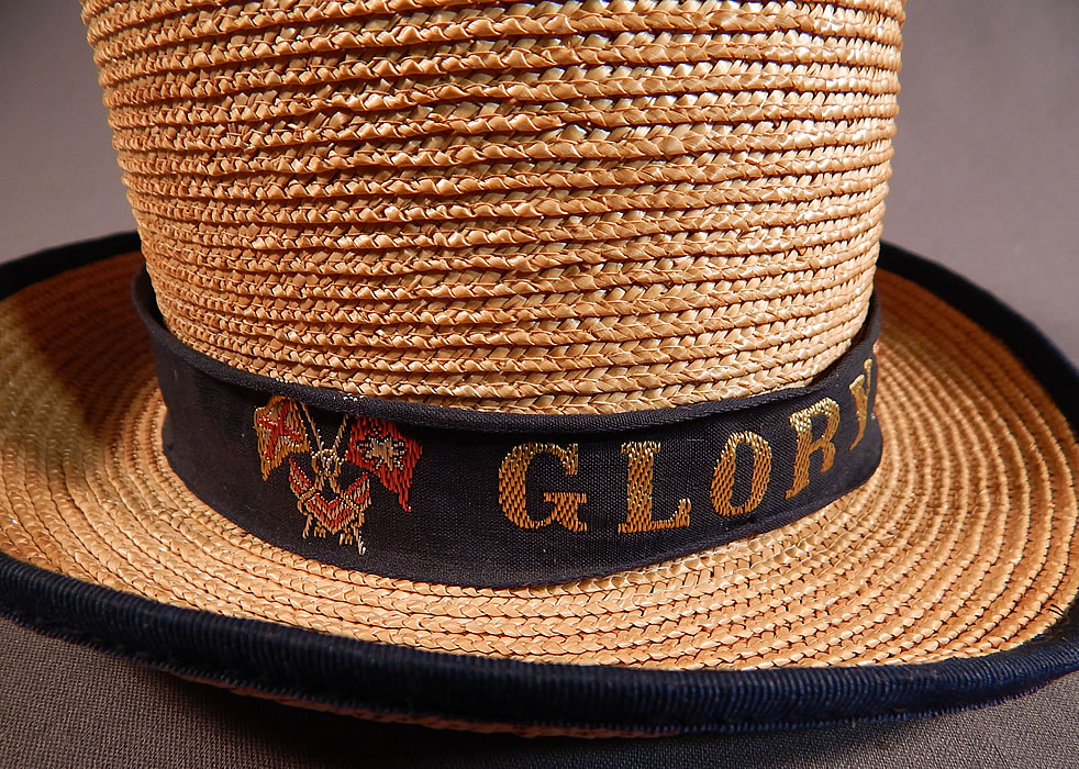 Vintage WWI Womens Natural Straw Australian Flag Glory Derby Bowler Hat
This Edwardian era vintage WWI women's natural straw Australian flag Glory derby bowler hat dates from 1914.