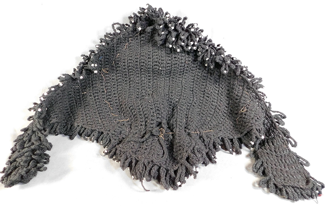 Victorian White Beaded Black Boucle Looped Knit Wool Winter Carriage Bonnet Hat
This is truly a rare and wonderful piece of wearable early antique Victoriana hand knit millinery art! 
