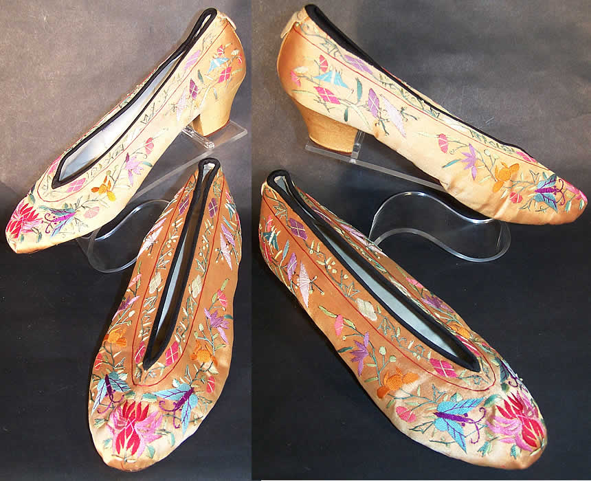 Chinese Gold Silk Embroidered Butterfly Slipper Shoes   Front view.