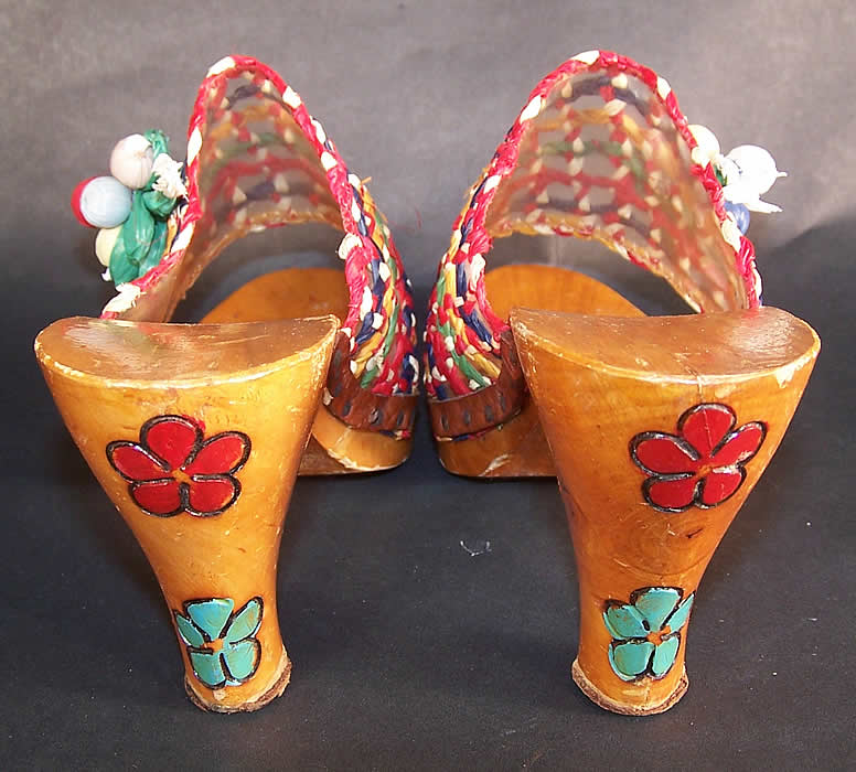 Vintage Raffia Straw Carved Wooden Painted Flowers Sandal Shoes Mules heels