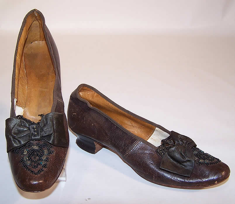 Victorian Civil War Era Brown Leather Beaded Bow Louis Heel Shoes