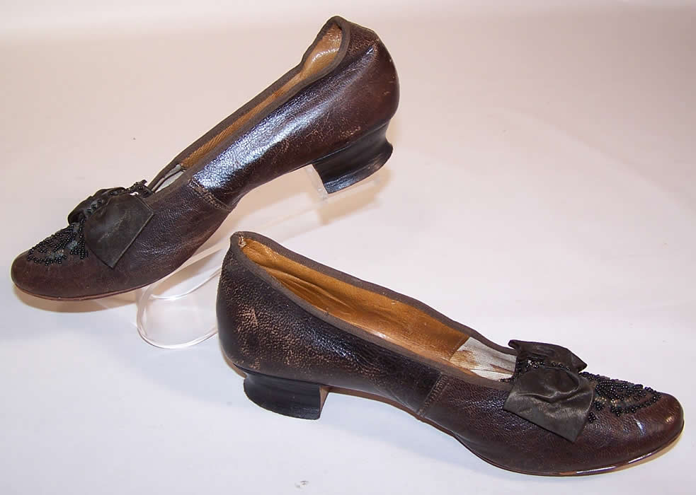 Victorian Civil War Era Brown Leather Beaded Bow Louis Heel Shoes